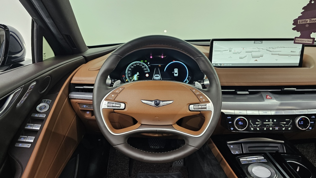 Genesis G80, 2022 — фото 12 из 12