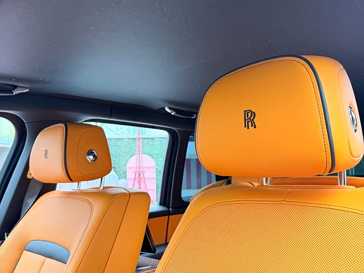 Rolls-Royce Cullinan, 2022 — фото 8 из 9