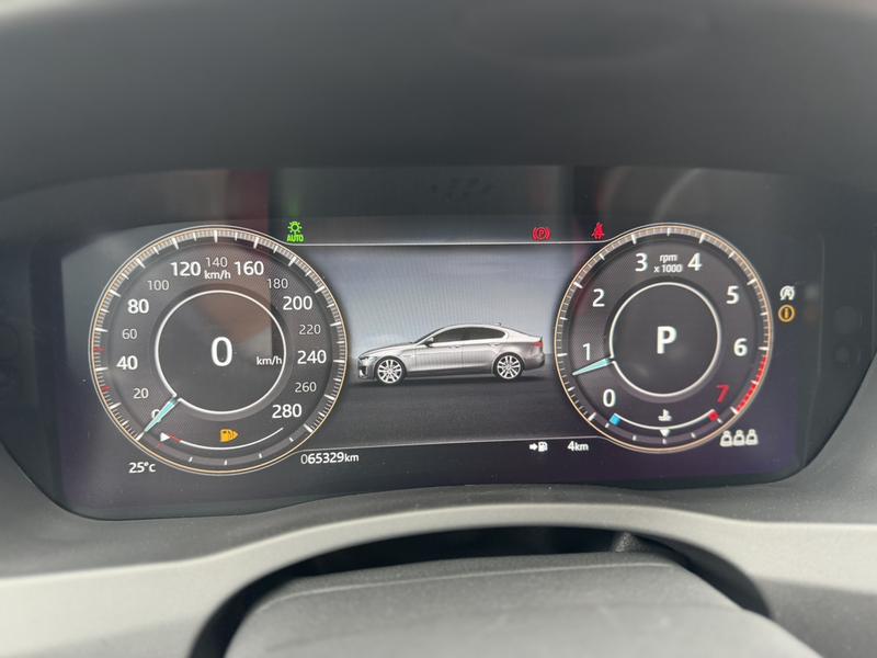 Jaguar XE L, 2022 — фото 8 из 12
