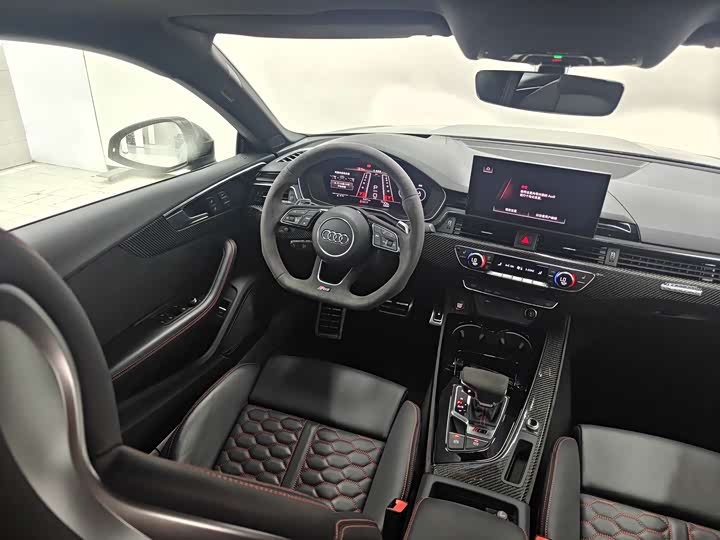 Audi RS 5, 2025 — фото 7 из 9