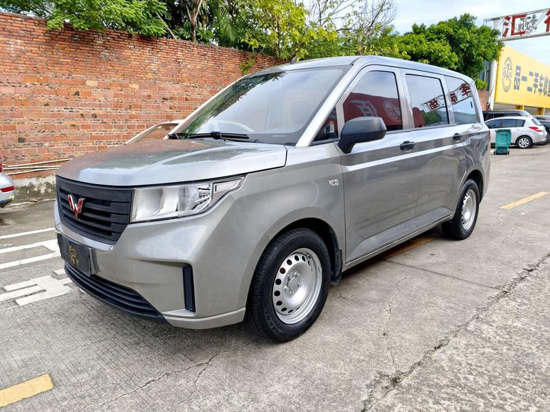 Wuling Hongguang Plus, 2022 — купить в Санкт-Петербурге под ключ