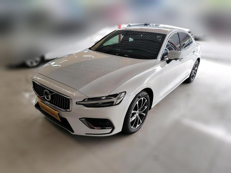 Volvo S60, 2022 — купить в Белгороде под ключ
