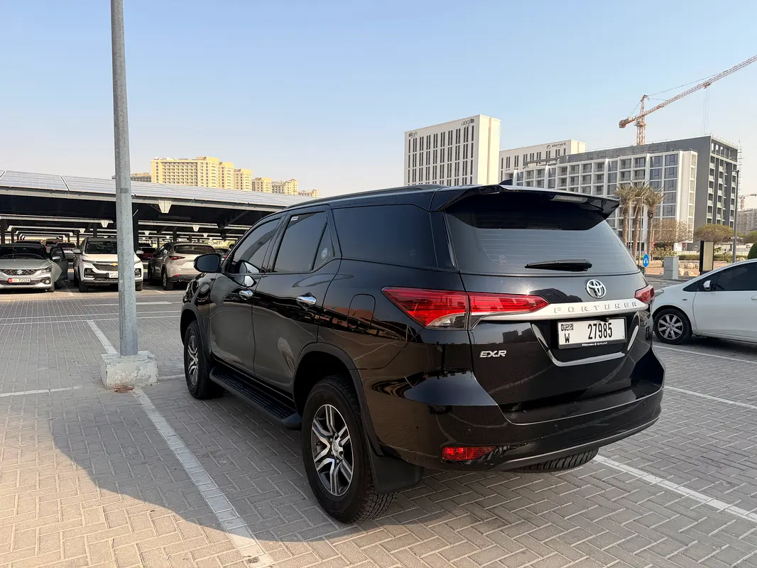 Toyota Fortuner, 2025 — фото 5 из 10