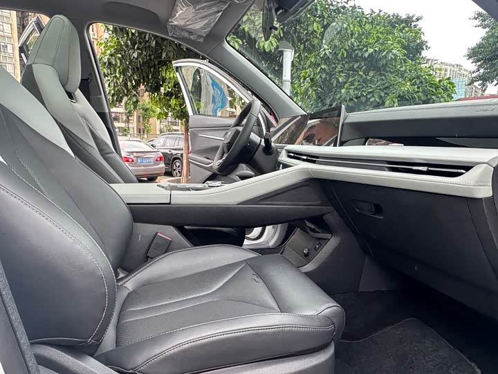 Changan CS75 Plus, 2024 — фото 7 из 9