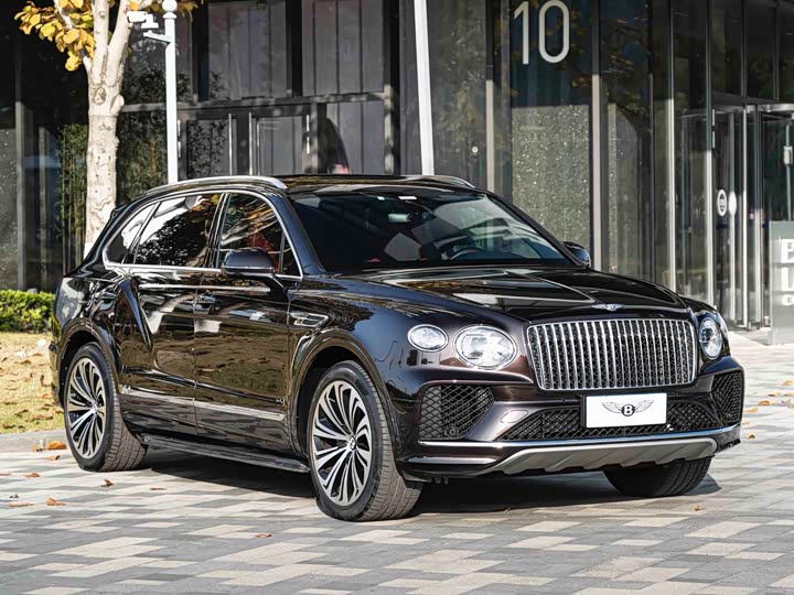 Bentley Bentayga, 2023 — фото 3 из 9