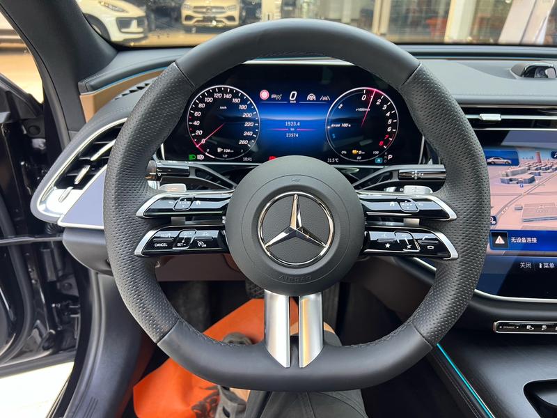 Mercedes-Benz E-Class Hybrid, 2025 — фото 12 из 12