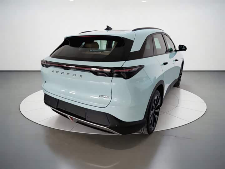 BAIC Arcfox Alpha T5, 2023 — фото 7 из 9