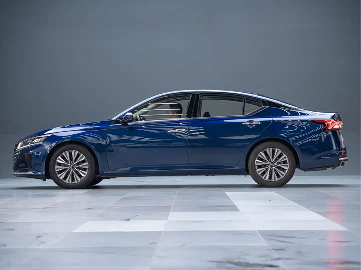 Nissan Teana, 2023 — фото 9 из 9