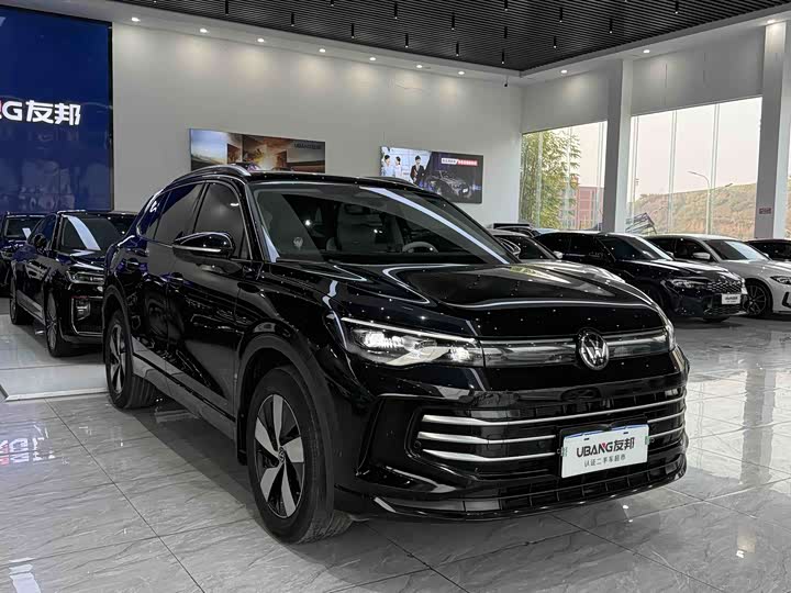 Volkswagen Tiguan L Pro, 2024 — фото 3 из 9