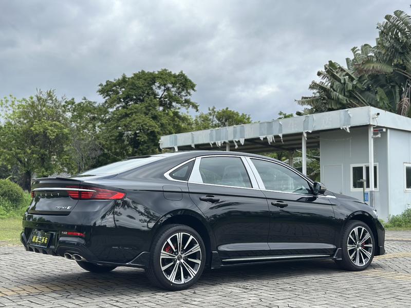 Geely Preface, 2025 — фото 6 из 12