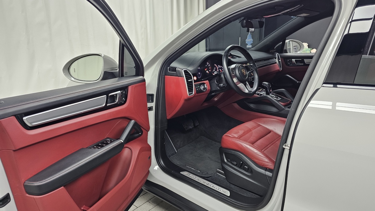 Porsche Cayenne, 2023 — фото 9 из 12
