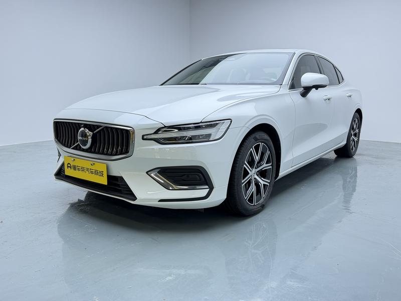 Volvo S60, 2023 — купить в Санкт-Петербурге под ключ