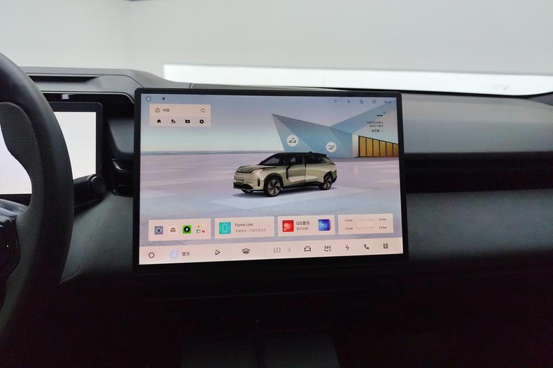Lynk & Co 08 EM-P Hybrid, 2024 — фото 3 из 12