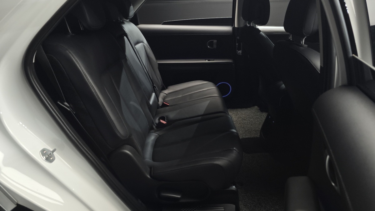 Hyundai Ioniq 5, 2021 — фото 11 из 12