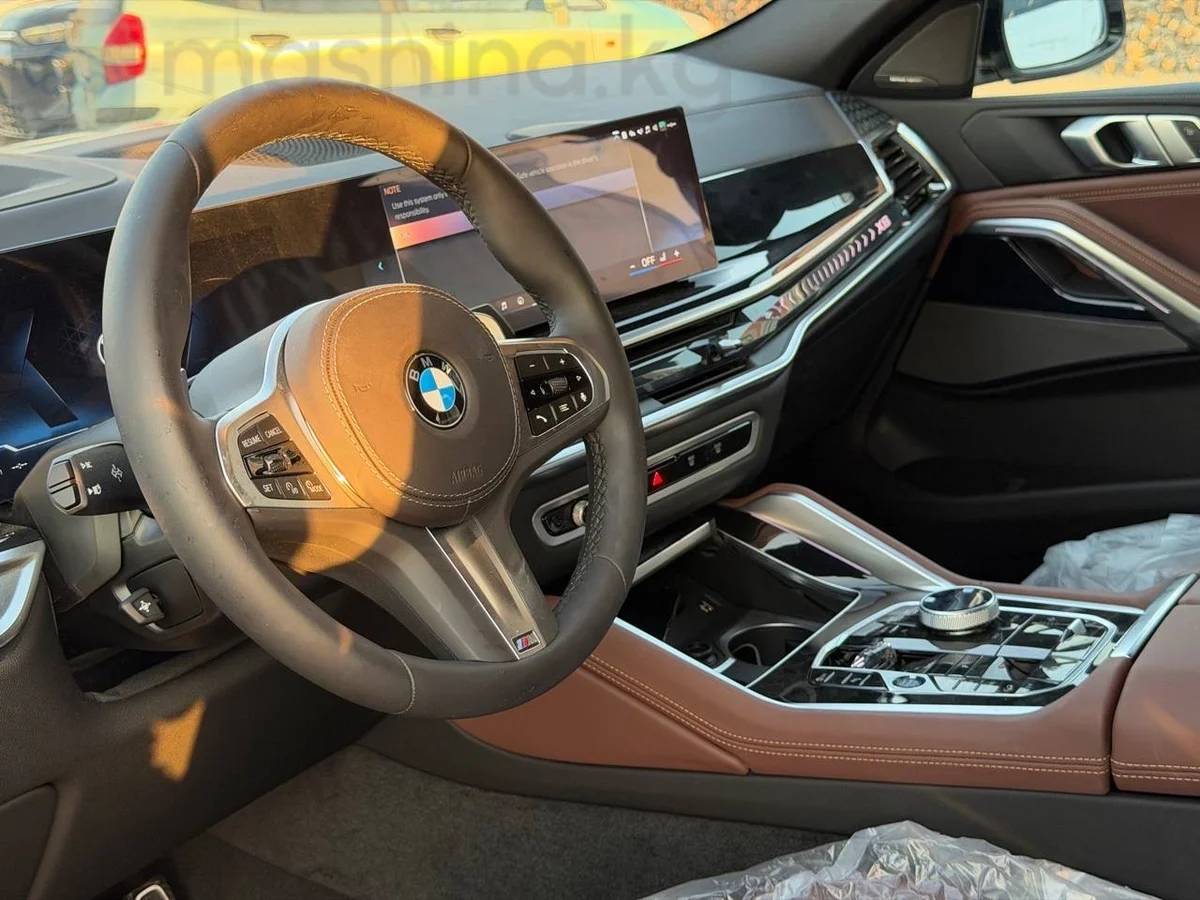 BMW X6, 2025 — фото 6 из 10