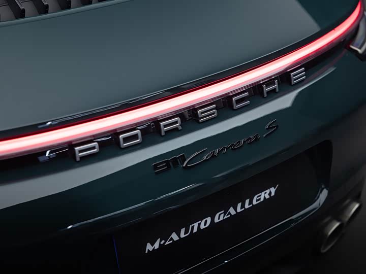 Porsche 911, 2024 — фото 8 из 9