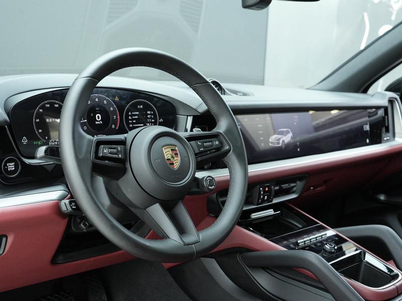 Porsche Cayenne, 2025 — фото 9 из 12