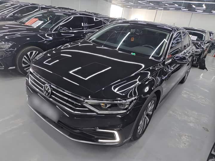 Volkswagen Magotan GTE Hybrid, 2023 — фото 2 из 9