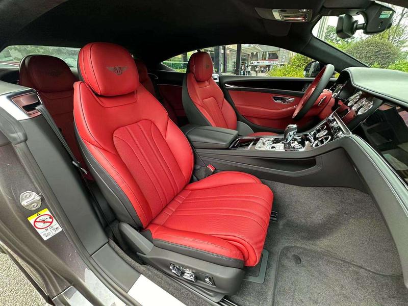 Bentley Continental GT, 2022 — фото 9 из 10