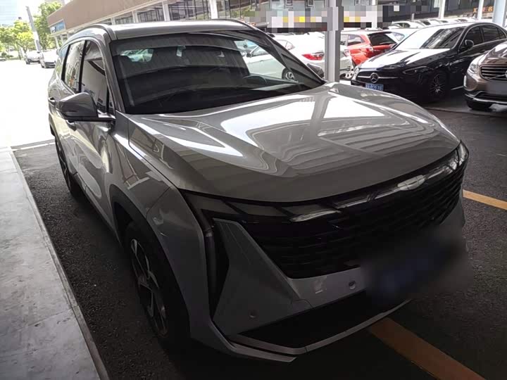 Geely Atlas L, 2023 — фото 4 из 9