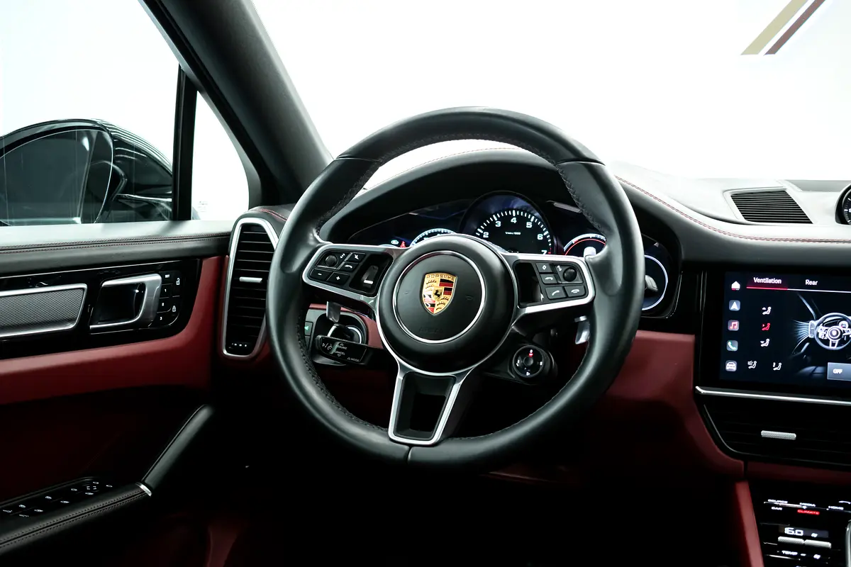 Porsche Cayenne, 2022 — фото 8 из 10