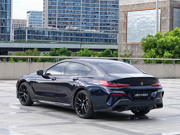 BMW 8 Series, 2022 — фото 4 из 9