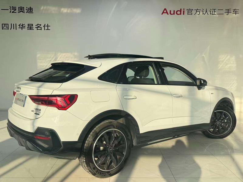 Audi Q3 Sportback, 2023 — фото 4 из 12