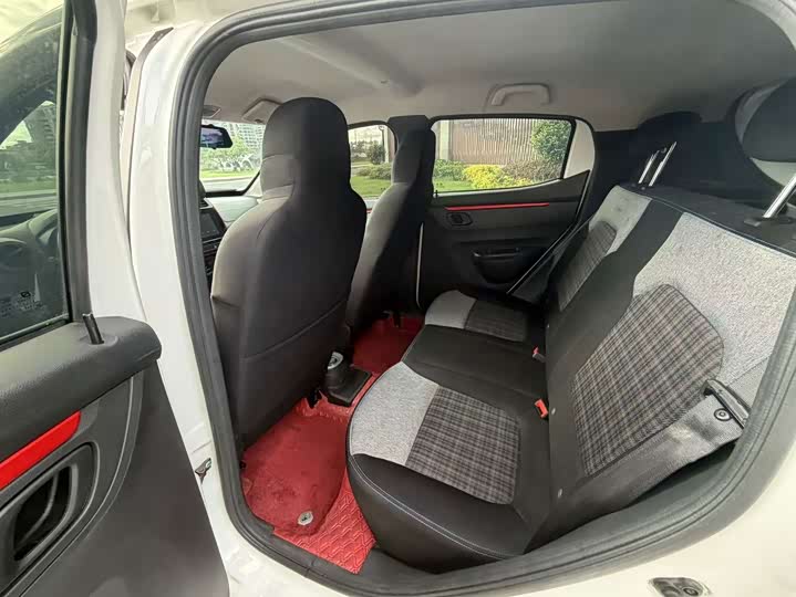 Dongfeng Yipai Nano EX1, 2022 — фото 6 из 9