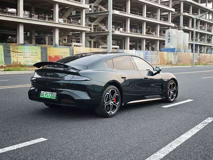 Xiaomi SU7, 2026 — фото 7 из 7