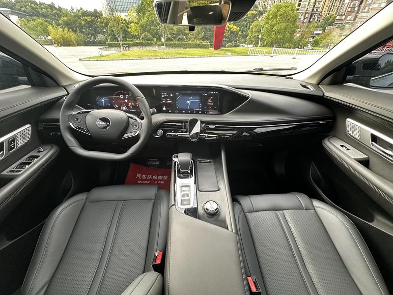Dongfeng Aeolus Huge, 2024 — фото 9 из 12