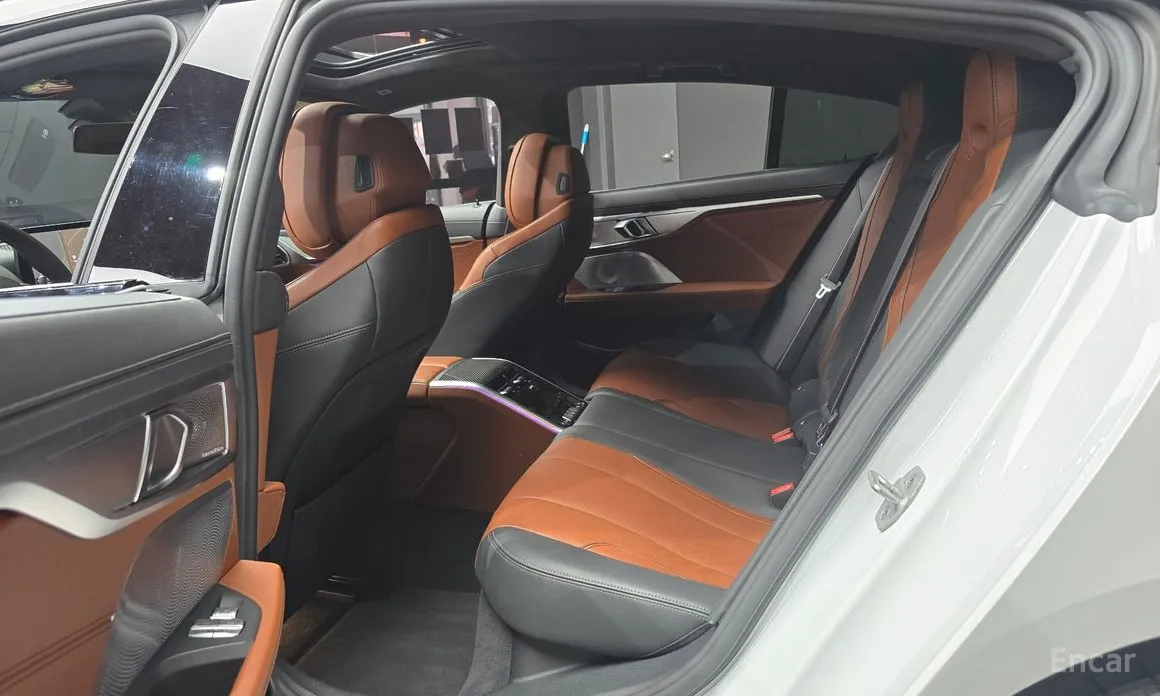 BMW 8 Series, 2025 — фото 12 из 12