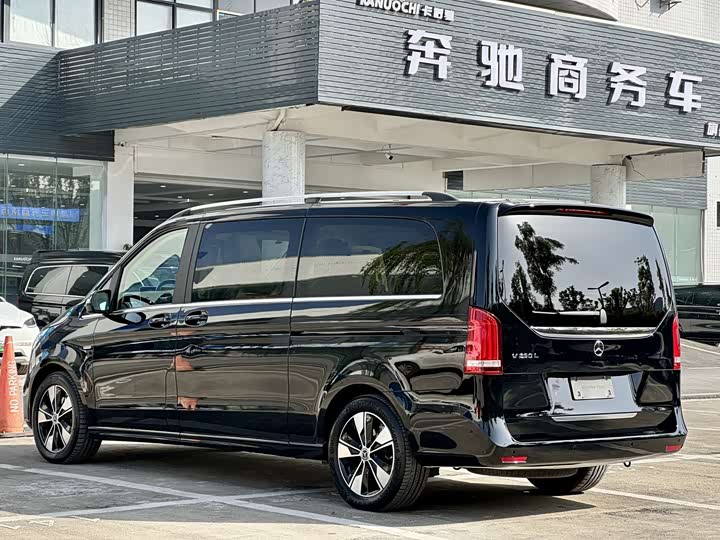 Mercedes-Benz V-Class, 2021 — фото 4 из 9