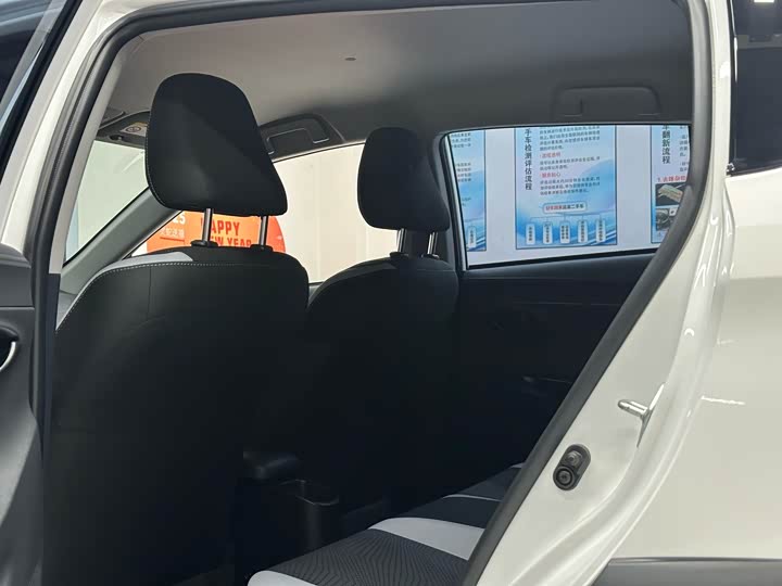Toyota Yaris L Hatchback, 2022 — фото 9 из 9
