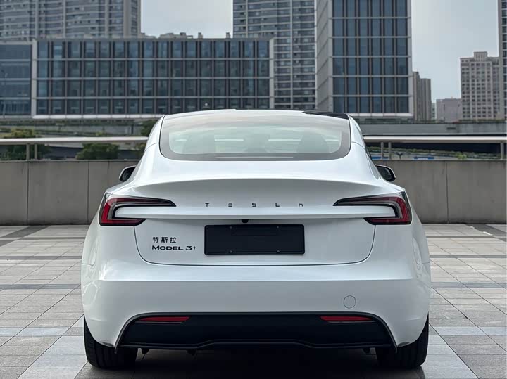 Tesla Model 3, 2026 — фото 5 из 9
