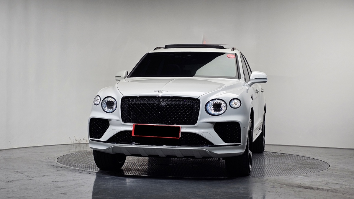 Bentley Bentayga, 2024 — фото 3 из 12