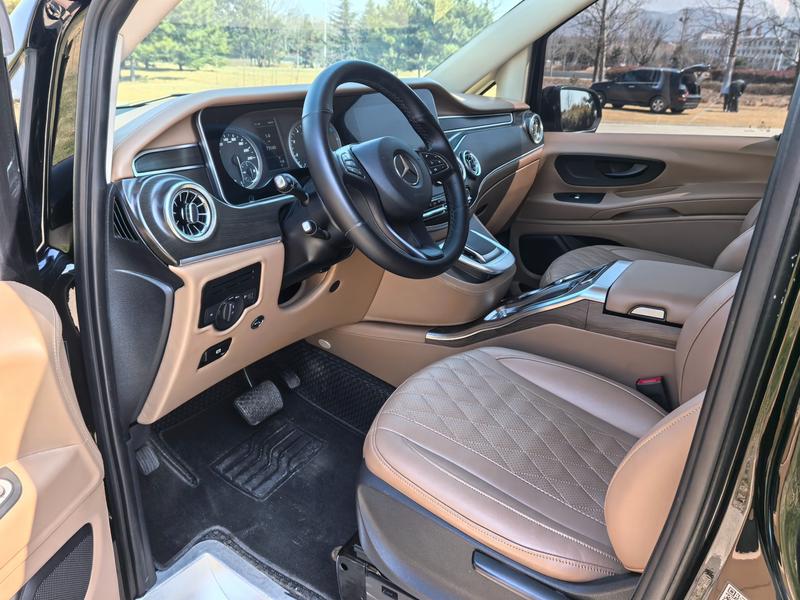 Mercedes-Benz Vito, 2023 — фото 7 из 9
