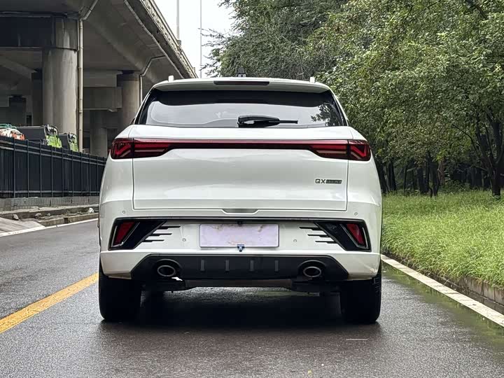 JAC QX Hybrid, 2023 — фото 5 из 9
