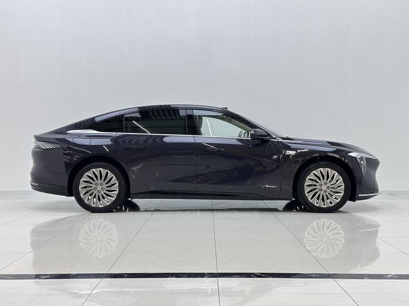 Buick Electra L7, 2025 — фото 8 из 12