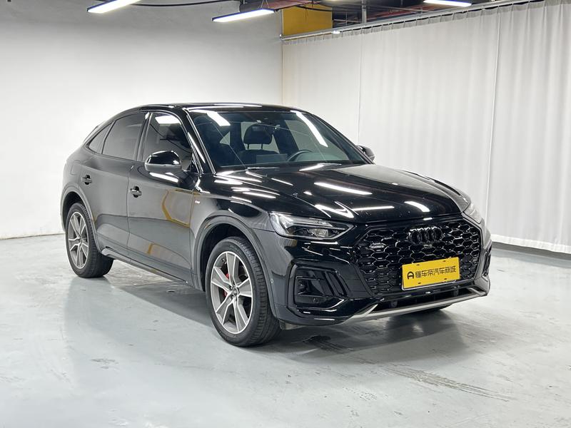 Audi Q5L Sportback, 2023 — фото 3 из 12