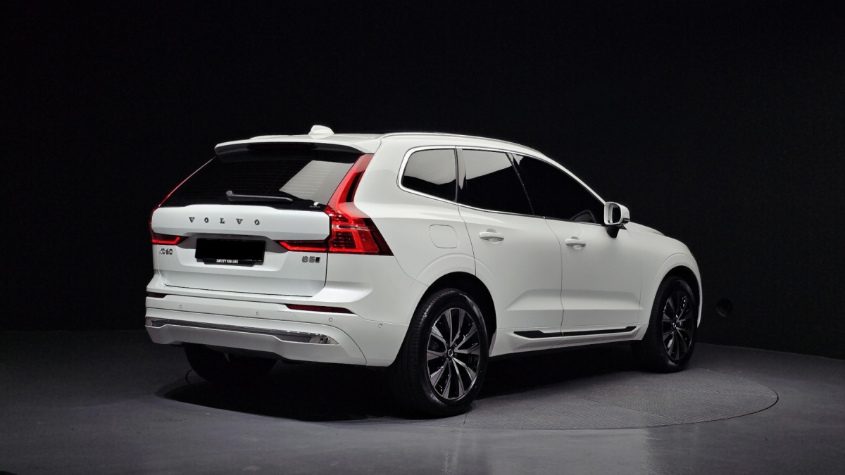 Volvo XC60, 2024 — фото 2 из 12