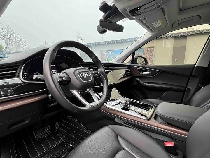 Audi Q7, 2023 — фото 7 из 9