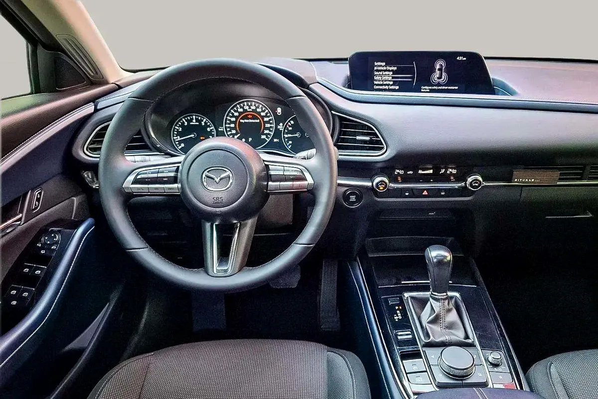Mazda CX-30, 2022 — фото 10 из 10