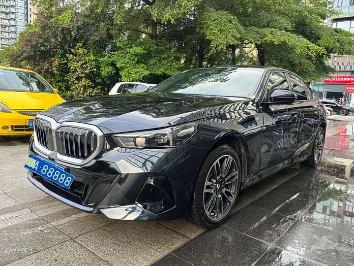 BMW 5 Series, 2024 — купить в Уфе под ключ