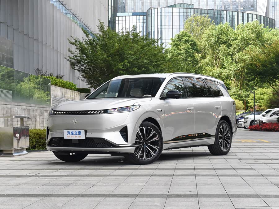 Dongfeng Yipai eπ 008, 2026 — купить в Орле под ключ