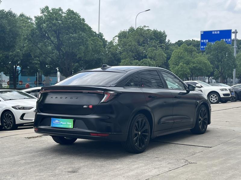 BAIC Arcfox Alpha S, 2023 — фото 7 из 12