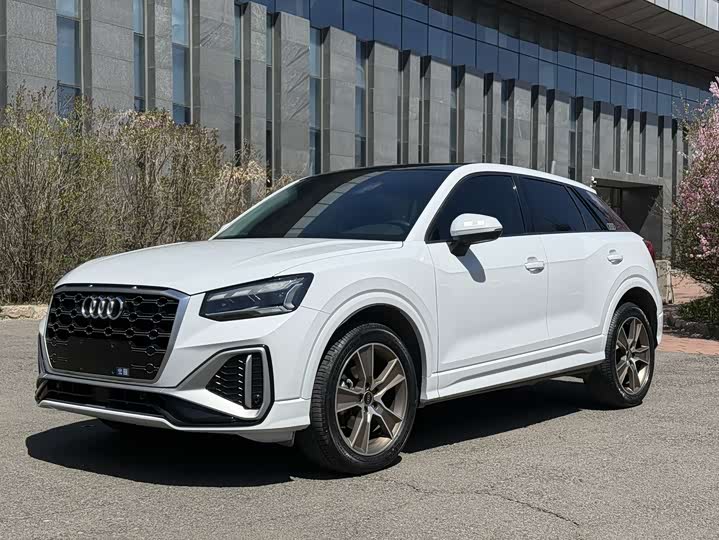 Audi Q2L, 2022 — купить в Иванове под ключ