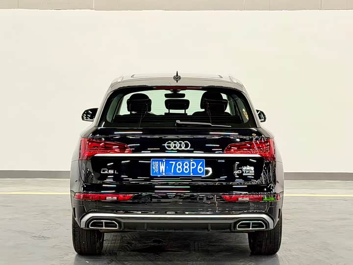 Audi Q5L, 2024 — фото 5 из 9