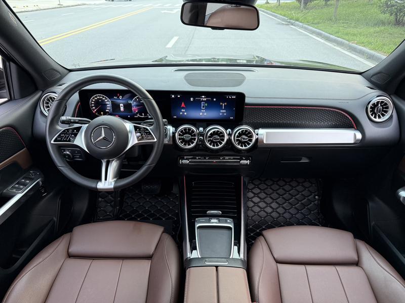 Mercedes-Benz GLB-Class, 2023 — фото 7 из 12