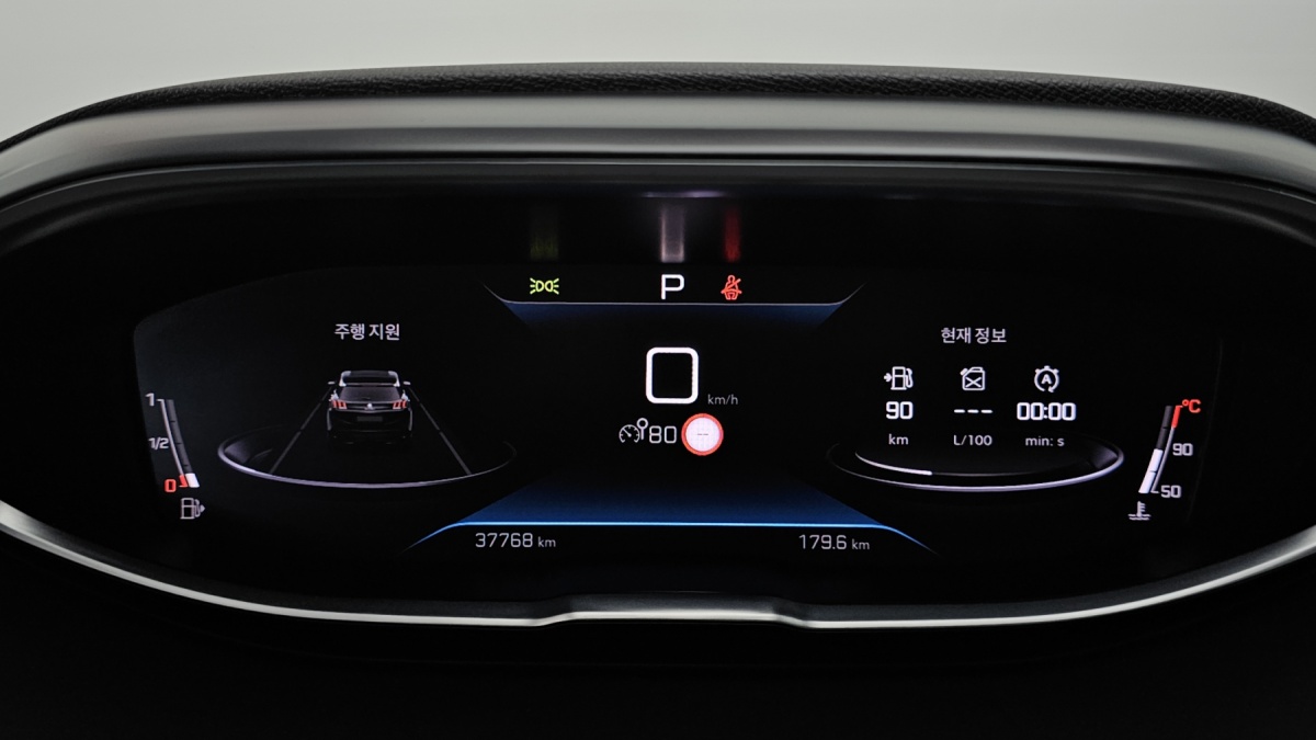 Peugeot 3008, 2022 — фото 8 из 12