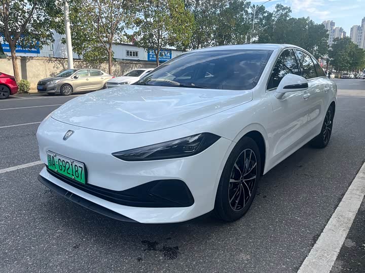 Roewe D7, 2025 — купить в Владимире под ключ